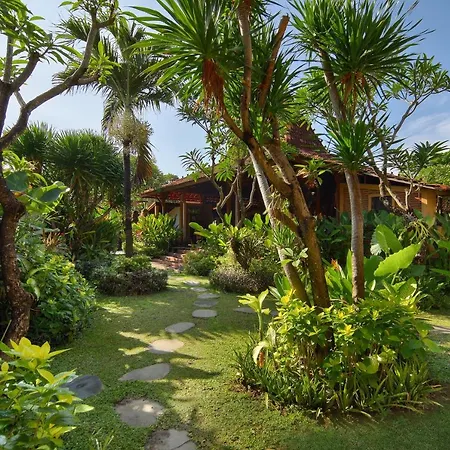 Mahe Garden Kuta Villas-3